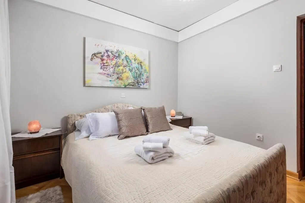 Deluxe Apartment Ana 100 M From The Beach Opatija