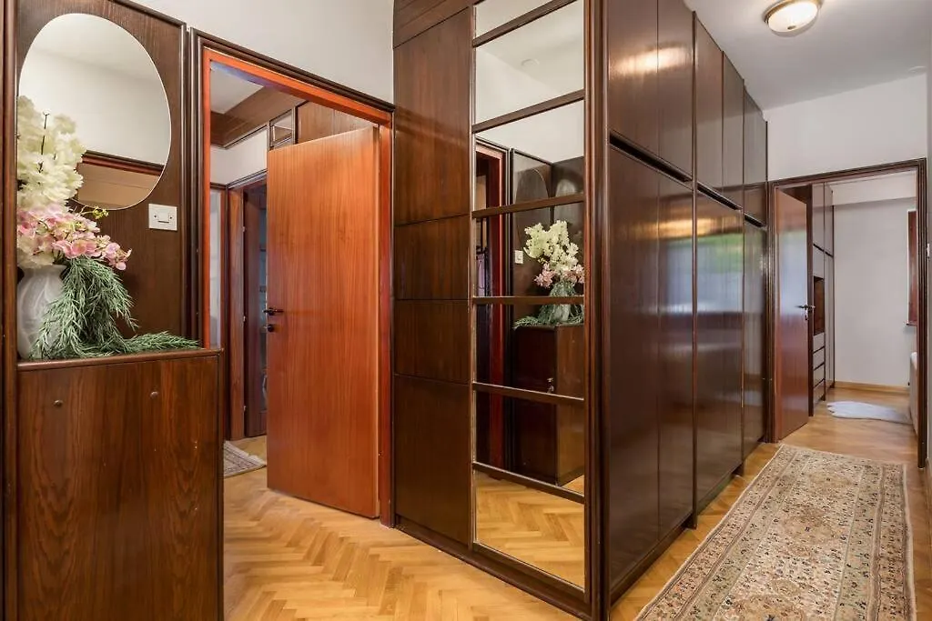 Deluxe Apartment Ana 100 M From The Beach Opatija