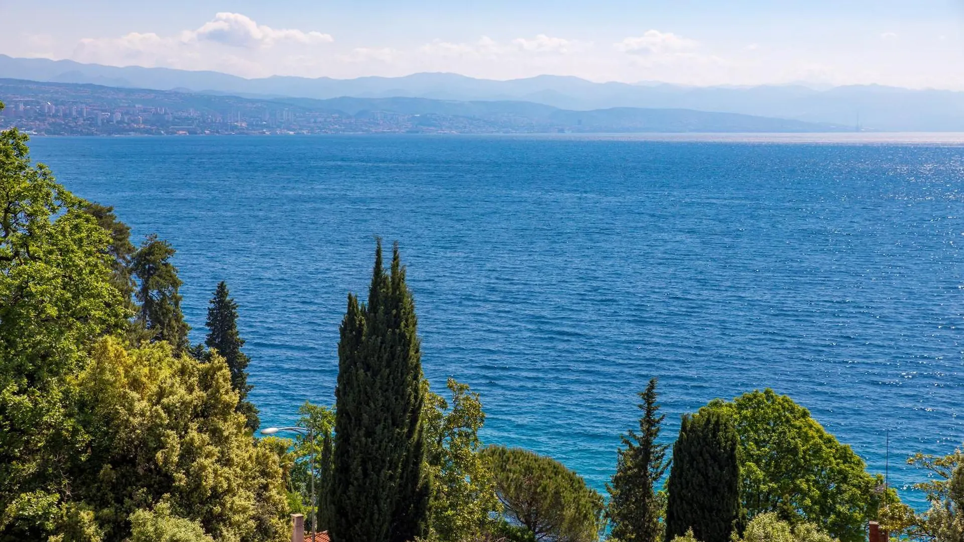 Deluxe Apartment Ana 100 M From The Beach Opatija 0*,