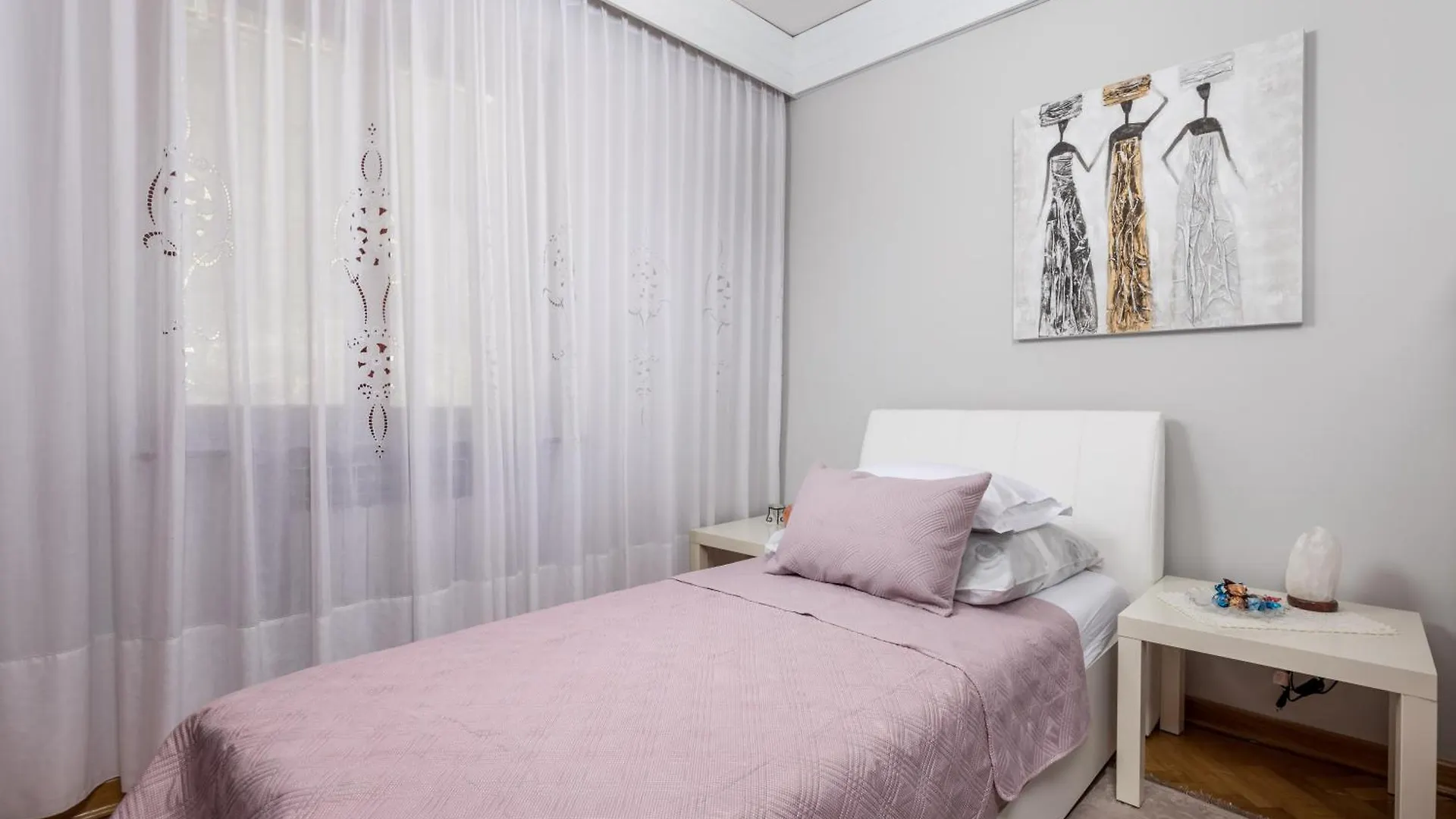 Deluxe Apartment Ana 100 M From The Beach Opatija Croatia
