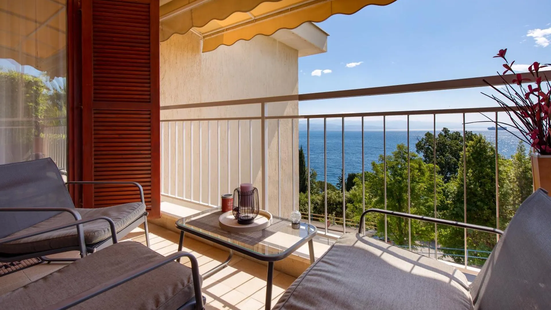 Deluxe Apartment Ana 100 M From The Beach Opatija Croatia